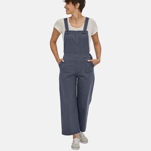 NWT Patagonia Stand Up Cropped Overalls size 8